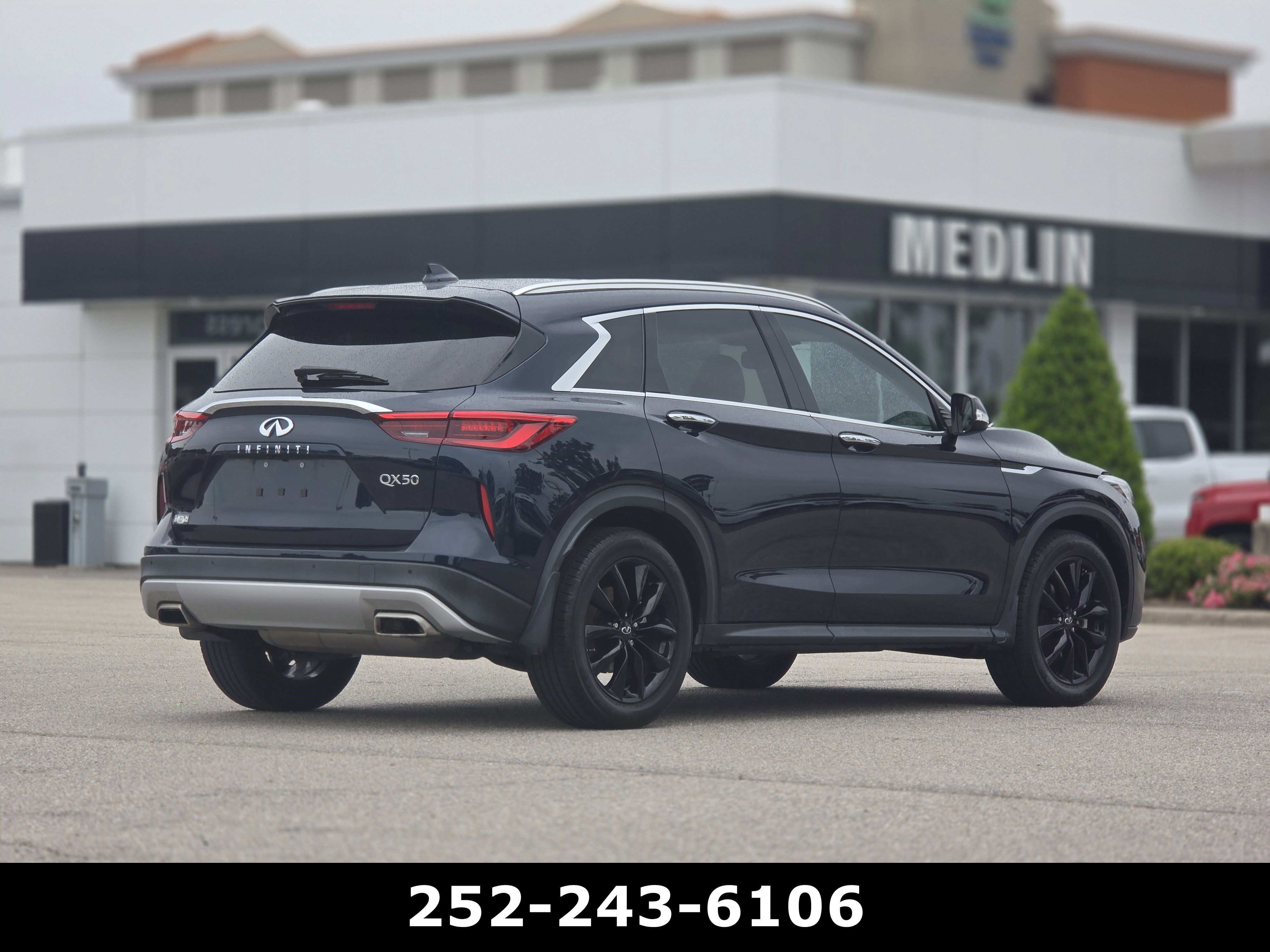 Used 2021 INFINITI QX50 Luxe FWD image 7