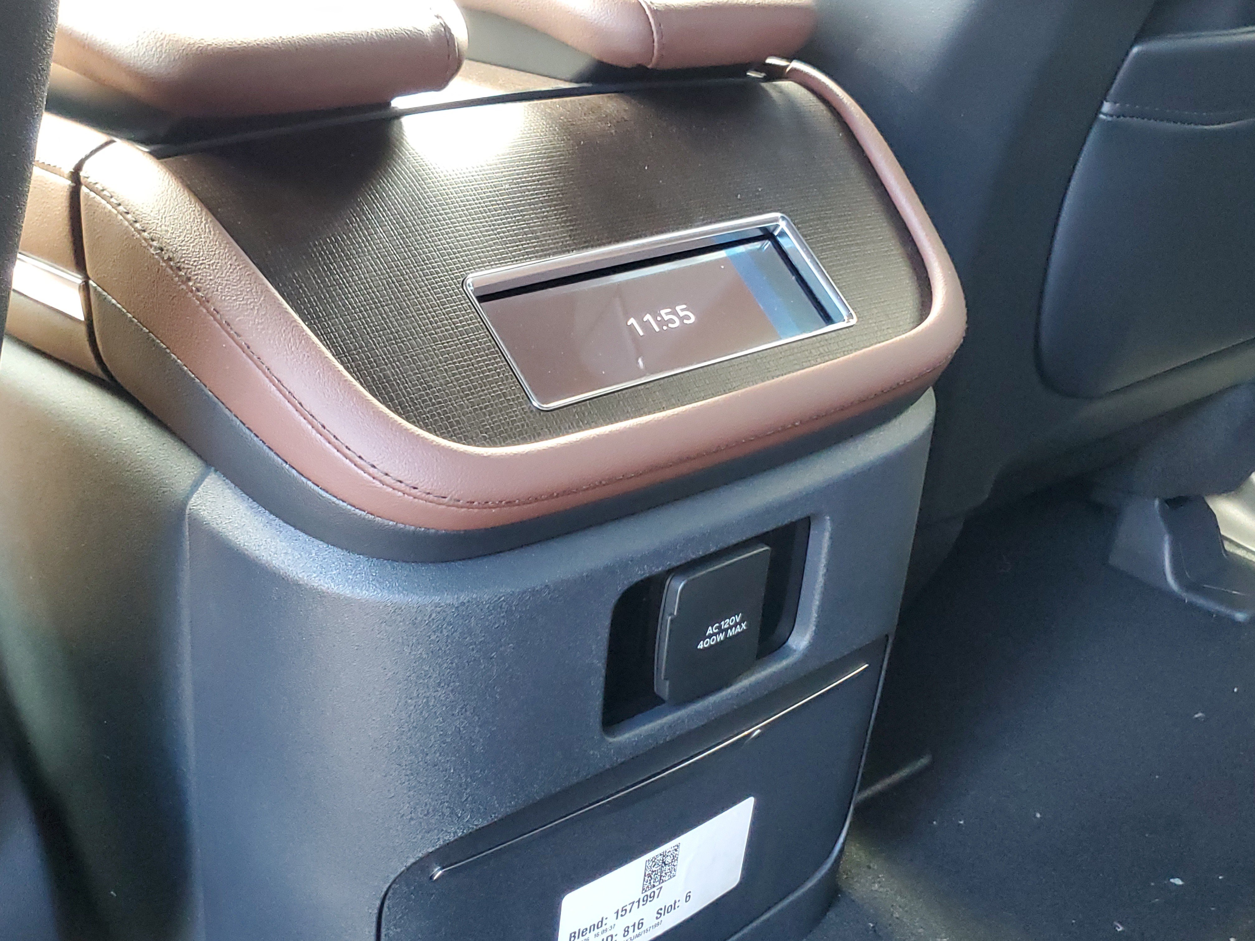 New 2026 Lincoln Navigator Reserve AWD/4WD image 28