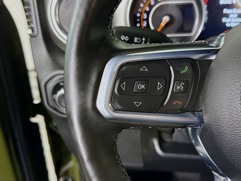 Used 2020 Jeep Wrangler Unlimited Sahara image 21