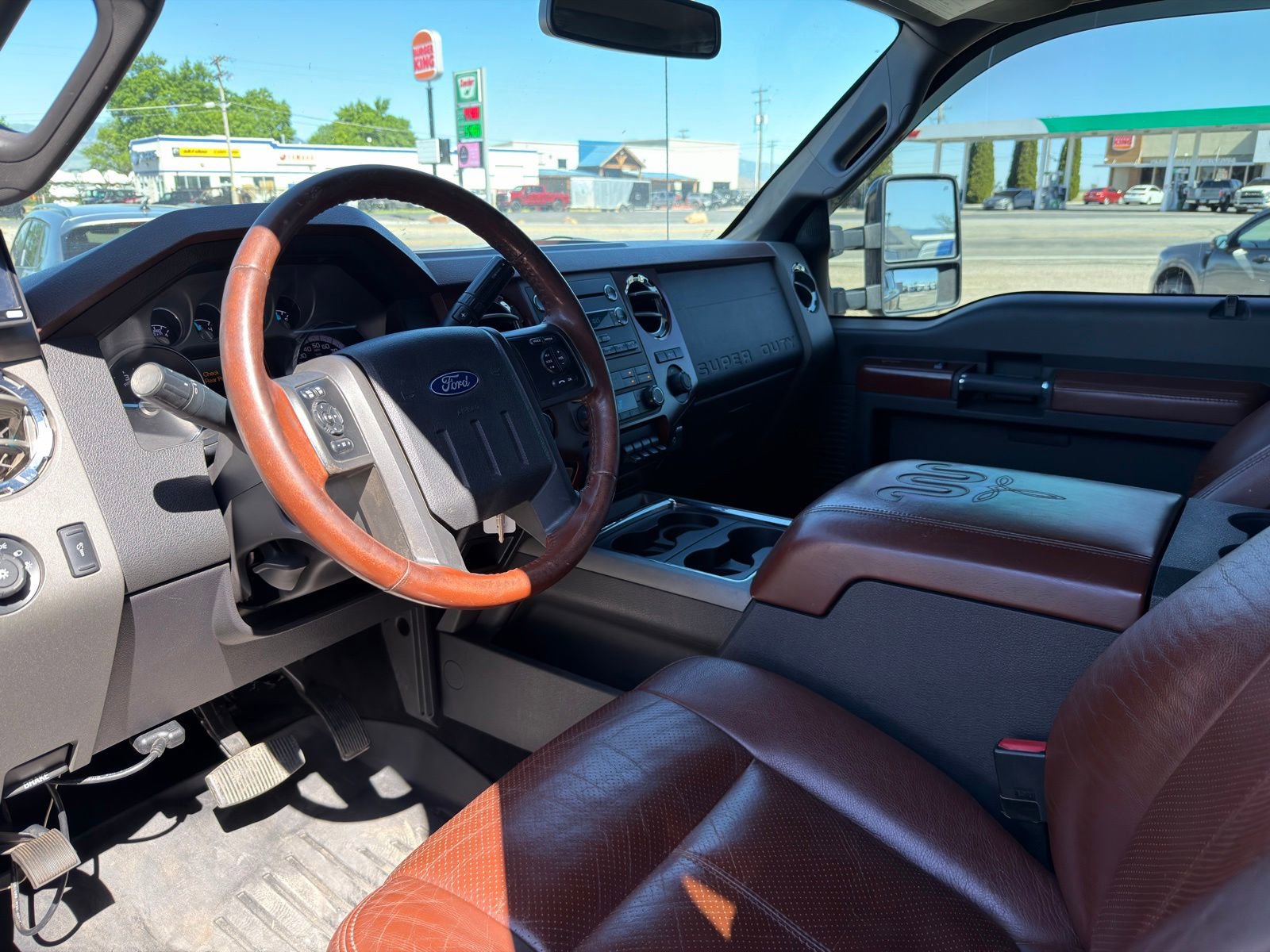 Used 2012 Ford F250 King Ranch w/ King Ranch w/Chrome Pkg AWD/4WD image 15