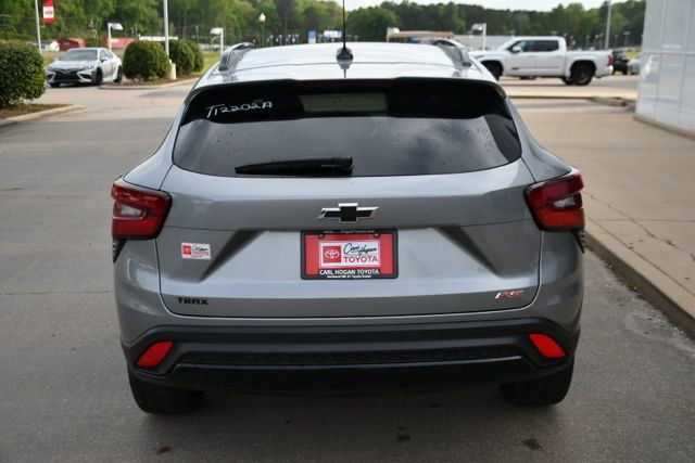 Used 2025 Chevrolet Trax RS image 4