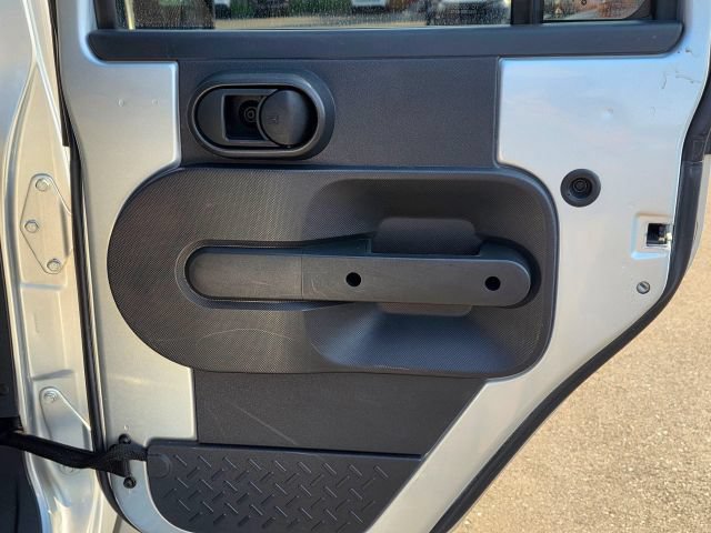 Used 2008 Jeep Wrangler Unlimited Sahara AWD/4WD image 47