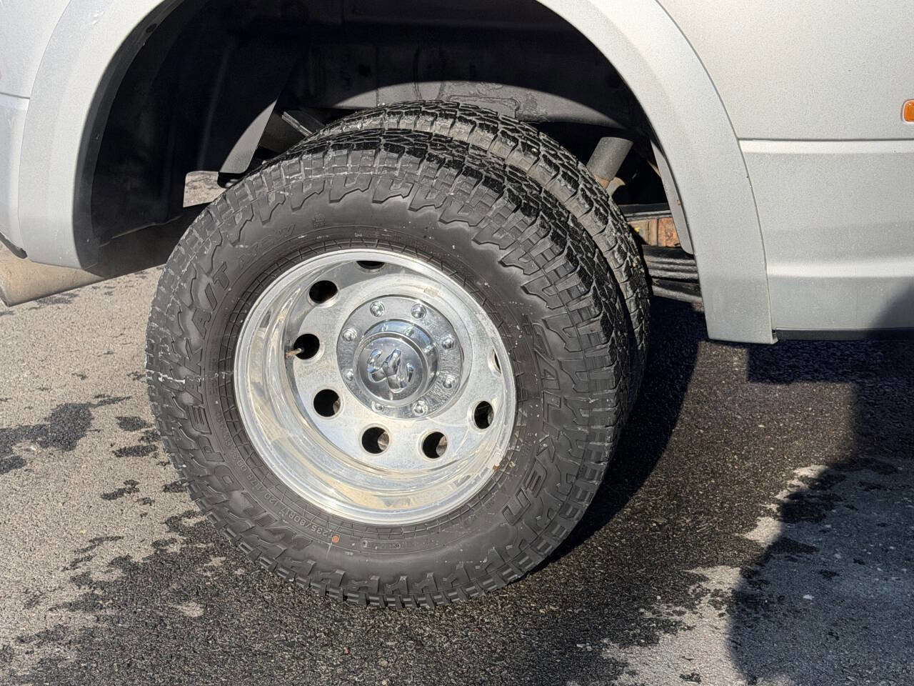 Used 2016 RAM 3500 Laramie image 38