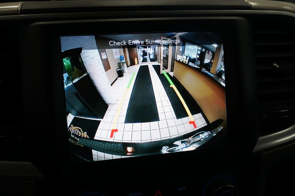 Used 2016 RAM 1500 Classic SLT image 8