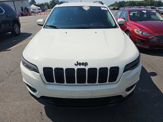 Used 2019 Jeep Cherokee Latitude Plus AWD/4WD image 2