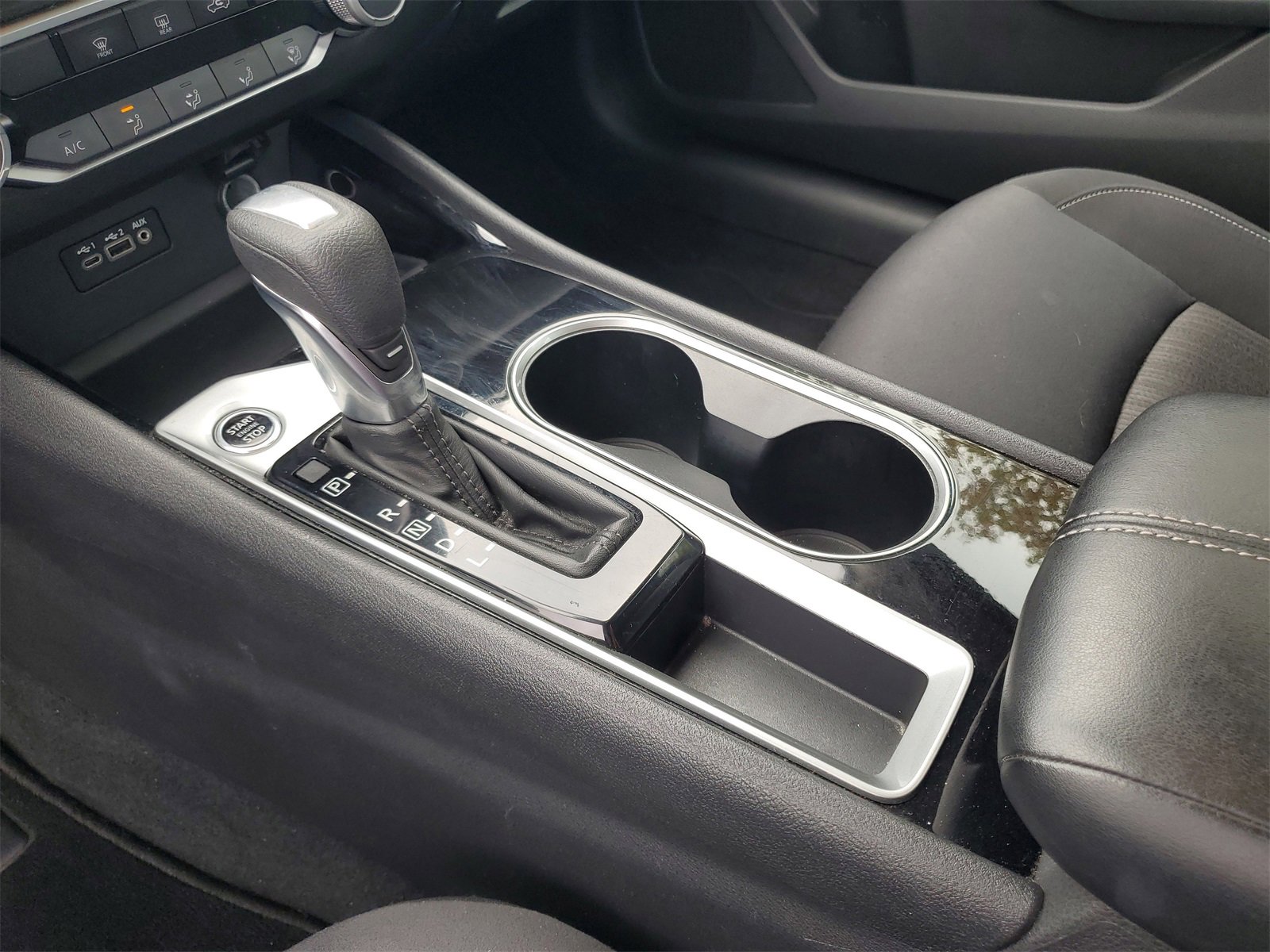 Used 2024 Nissan Altima 2.5 SV image 19