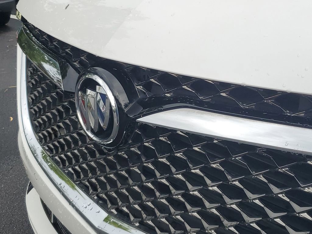 Certified 2024 Buick Enclave Avenir w/ Avenir Technology Package image 10