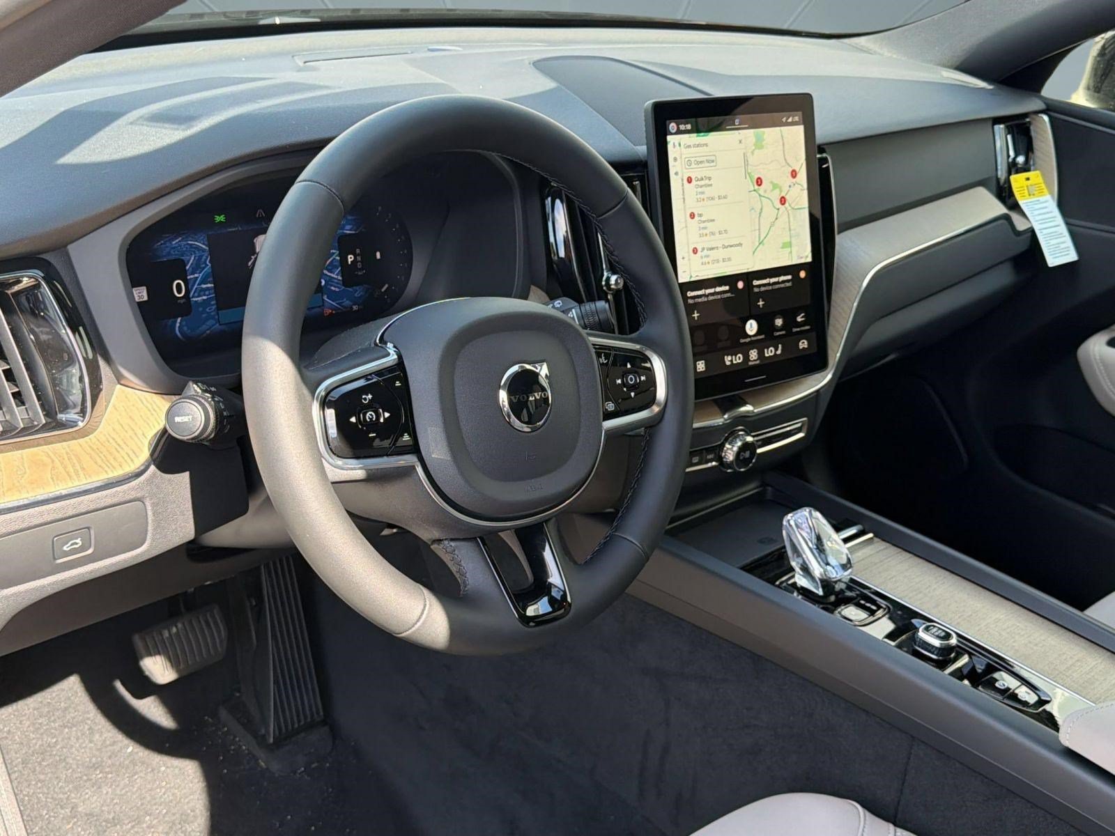 New 2026 Volvo XC60 B5 Core w/ Climate Package AWD/4WD image 4