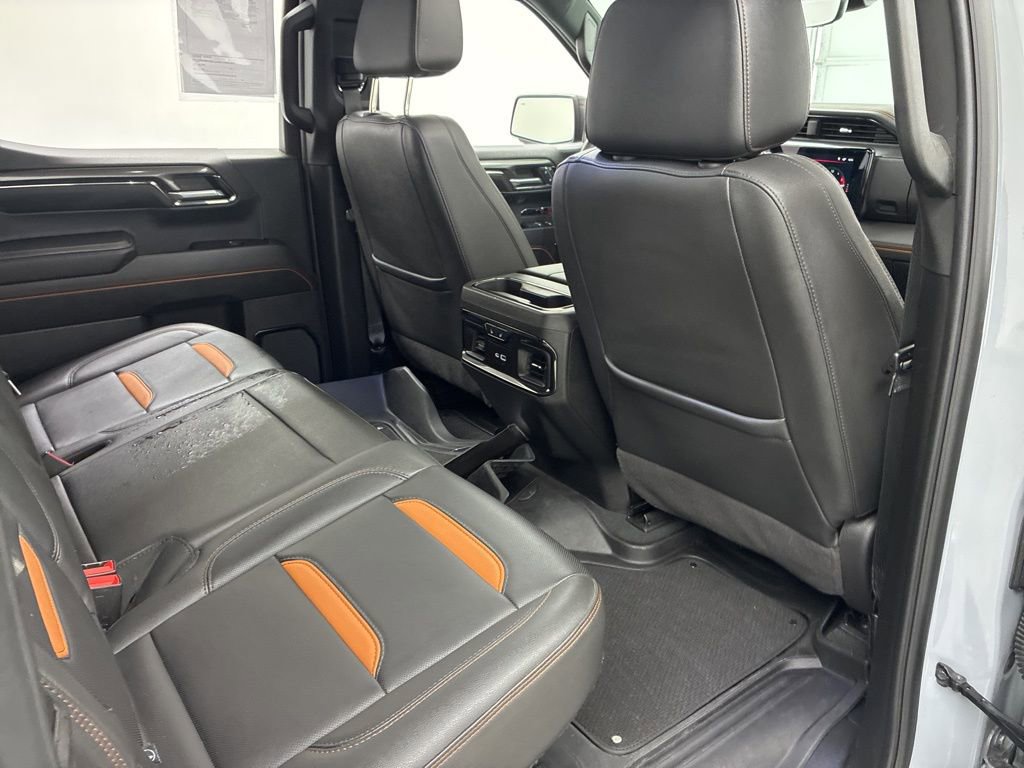 Used 2024 GMC Sierra 1500 AT4 w/ Technology Package image 43