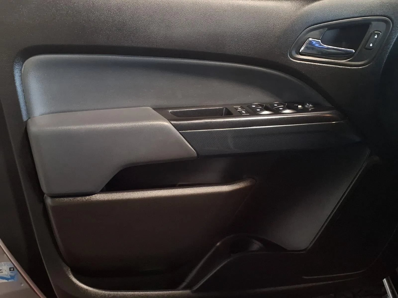 Used 2019 Chevrolet Colorado Z71 AWD/4WD image 15