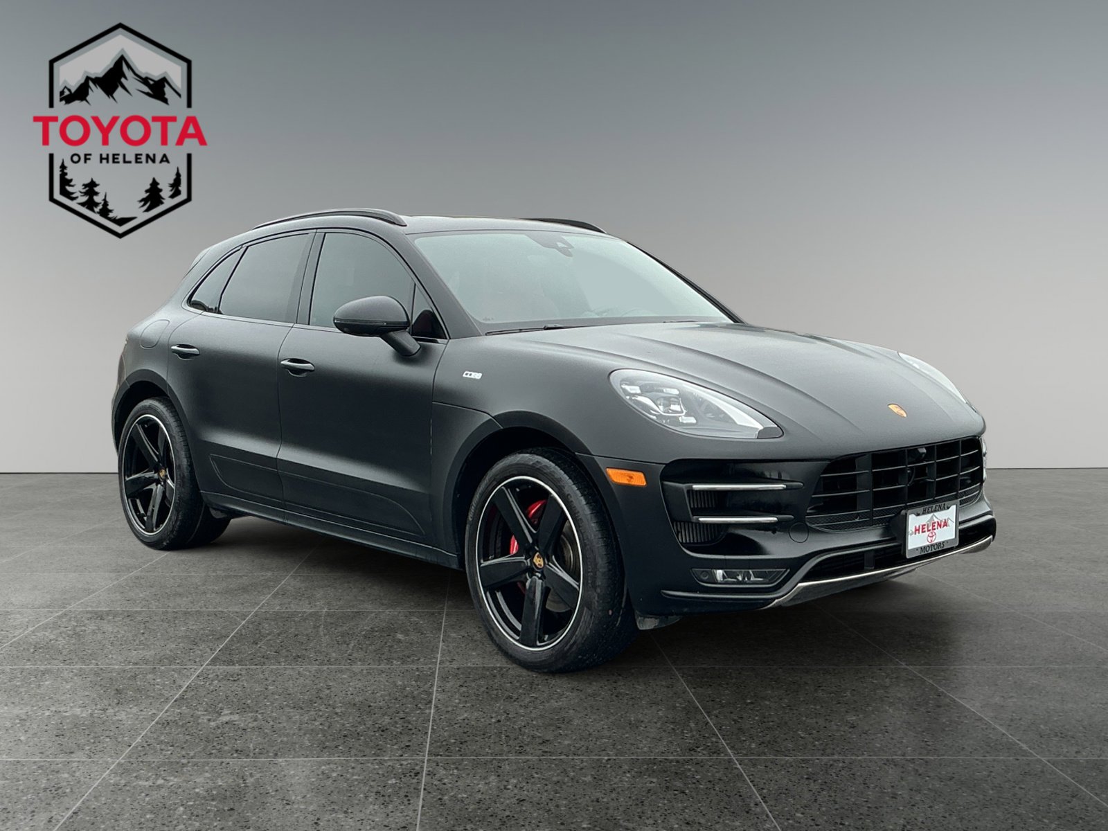 Used 2017 Porsche Macan Turbo AWD/4WD image 7