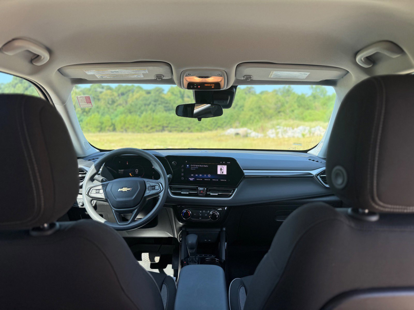 Used 2024 Chevrolet TrailBlazer LT w/ Driver Confidence Package image 32