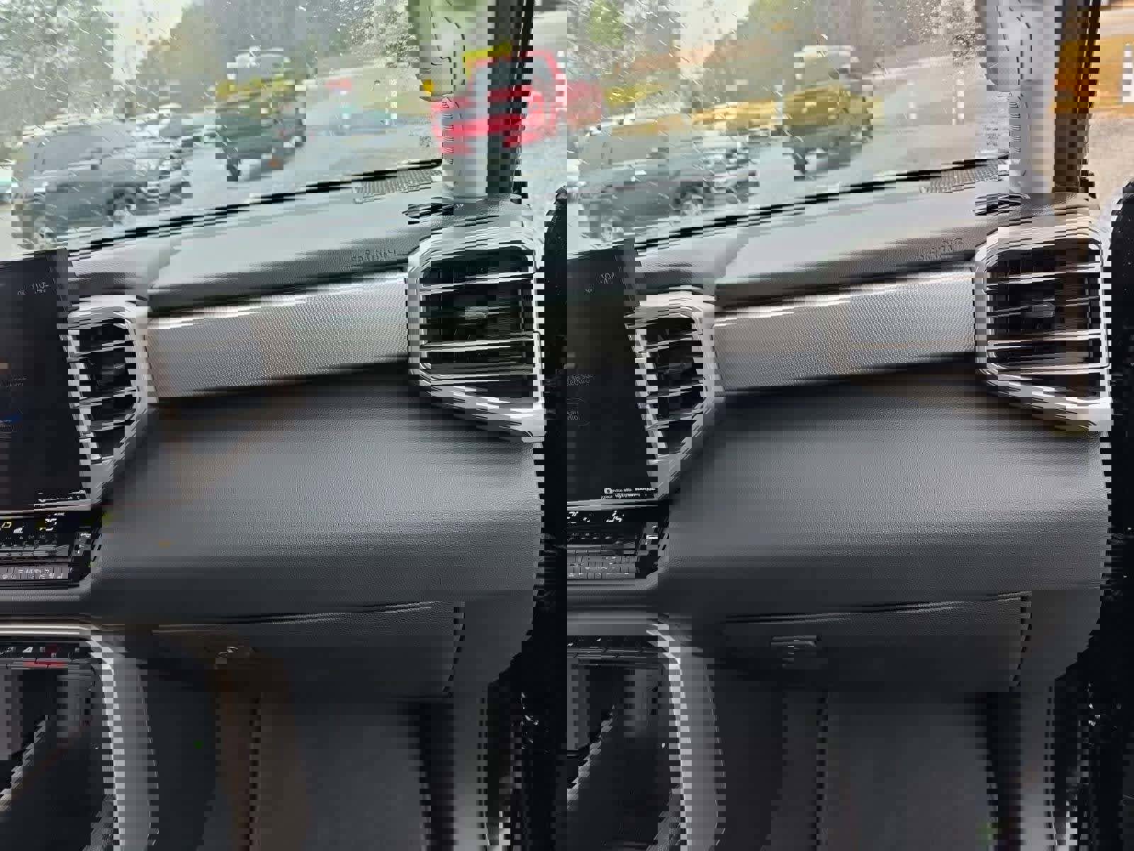 Used 2023 Toyota Tundra Limited image 8