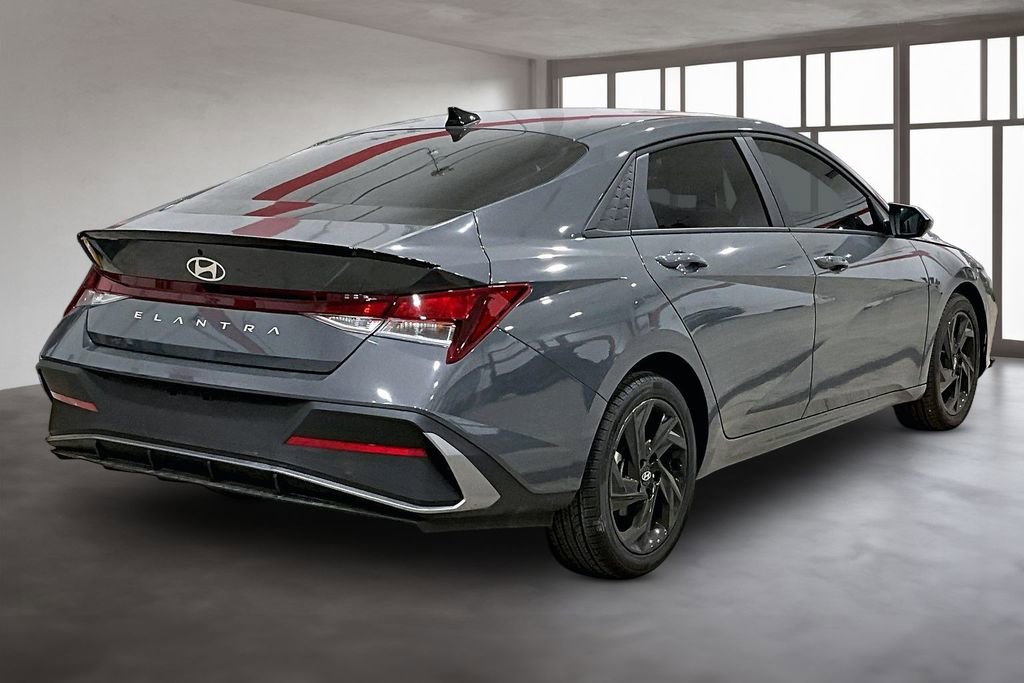Used 2026 Hyundai Elantra Sport w/ Cargo Package FWD image 1