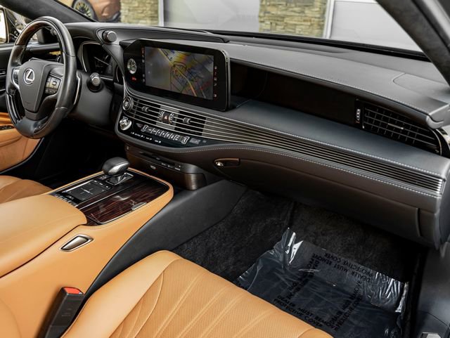 Used 2021 Lexus LS 500 AWD w/ Interior Upgrade Package image 29