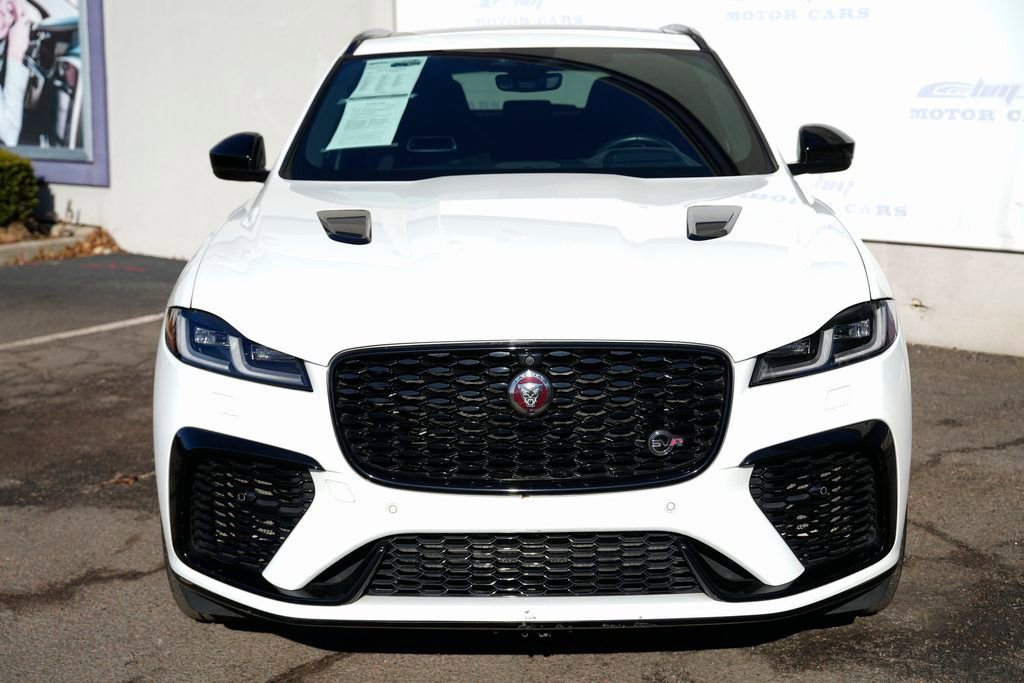Used 2022 Jaguar F-PACE SVR image 5