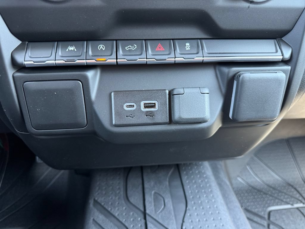 New 2026 Chevrolet Silverado 1500 Custom w/ Turbomax Blackout Package AWD/4WD image 17