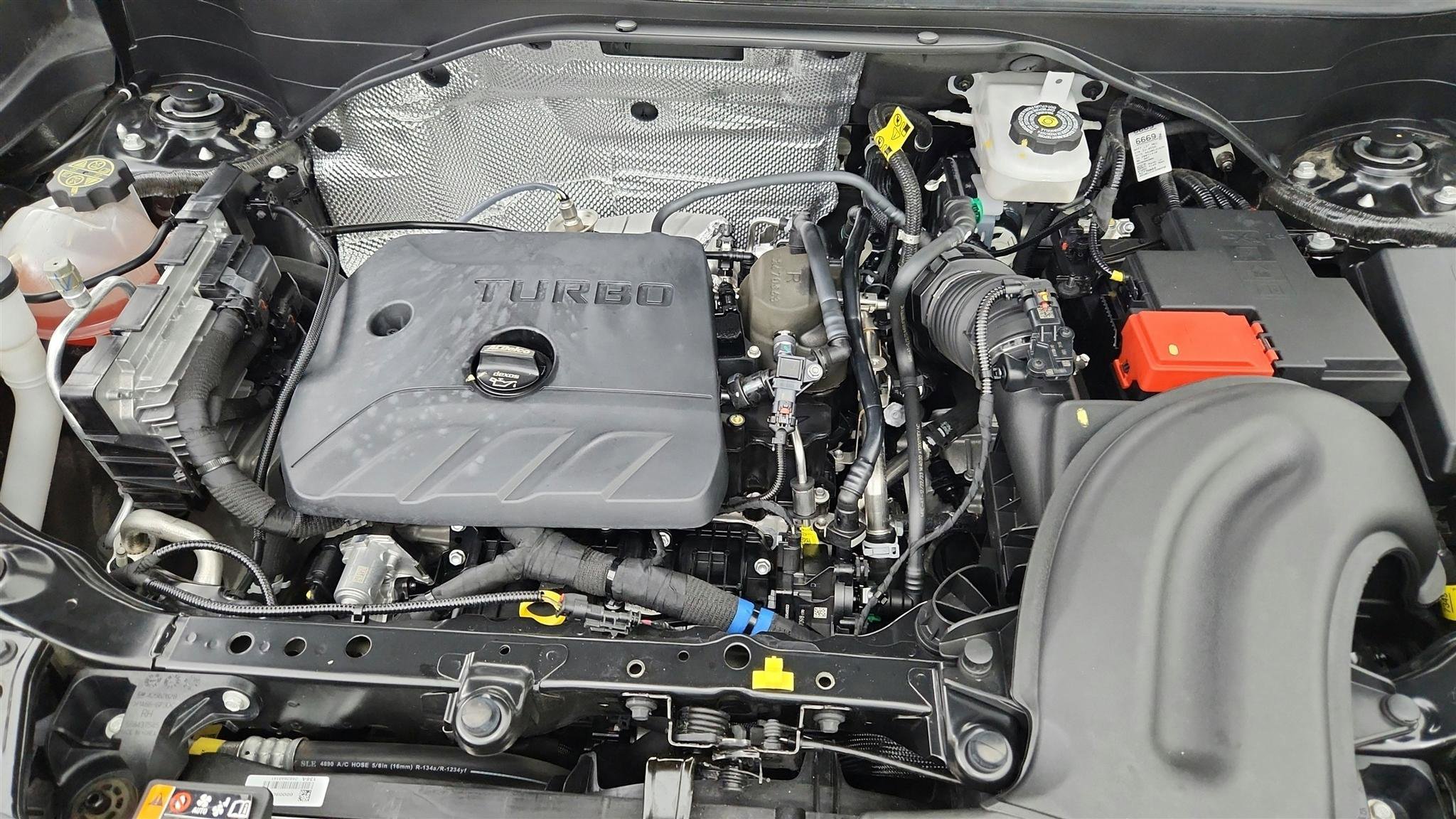 Used 2024 Buick Encore GX Sport Touring FWD image 30