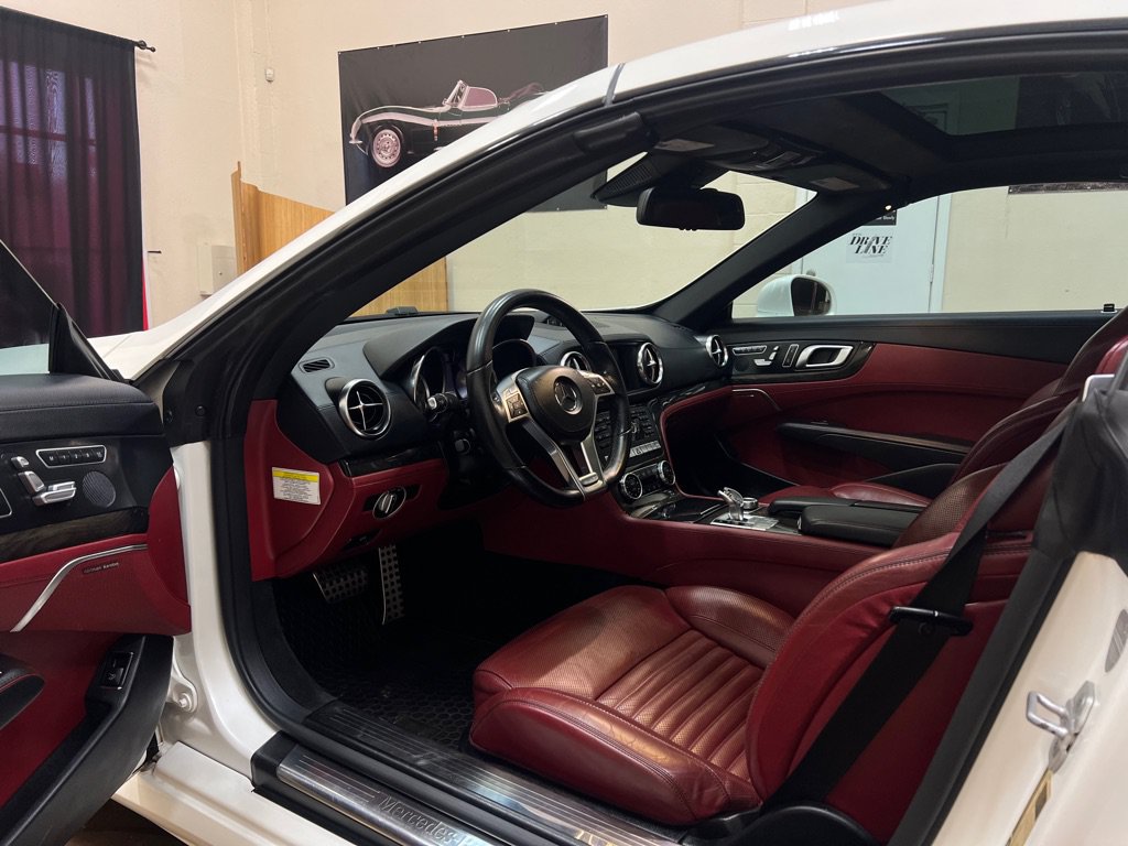 Used 2013 Mercedes-Benz SL 550 w/ Premium Pkg image 20