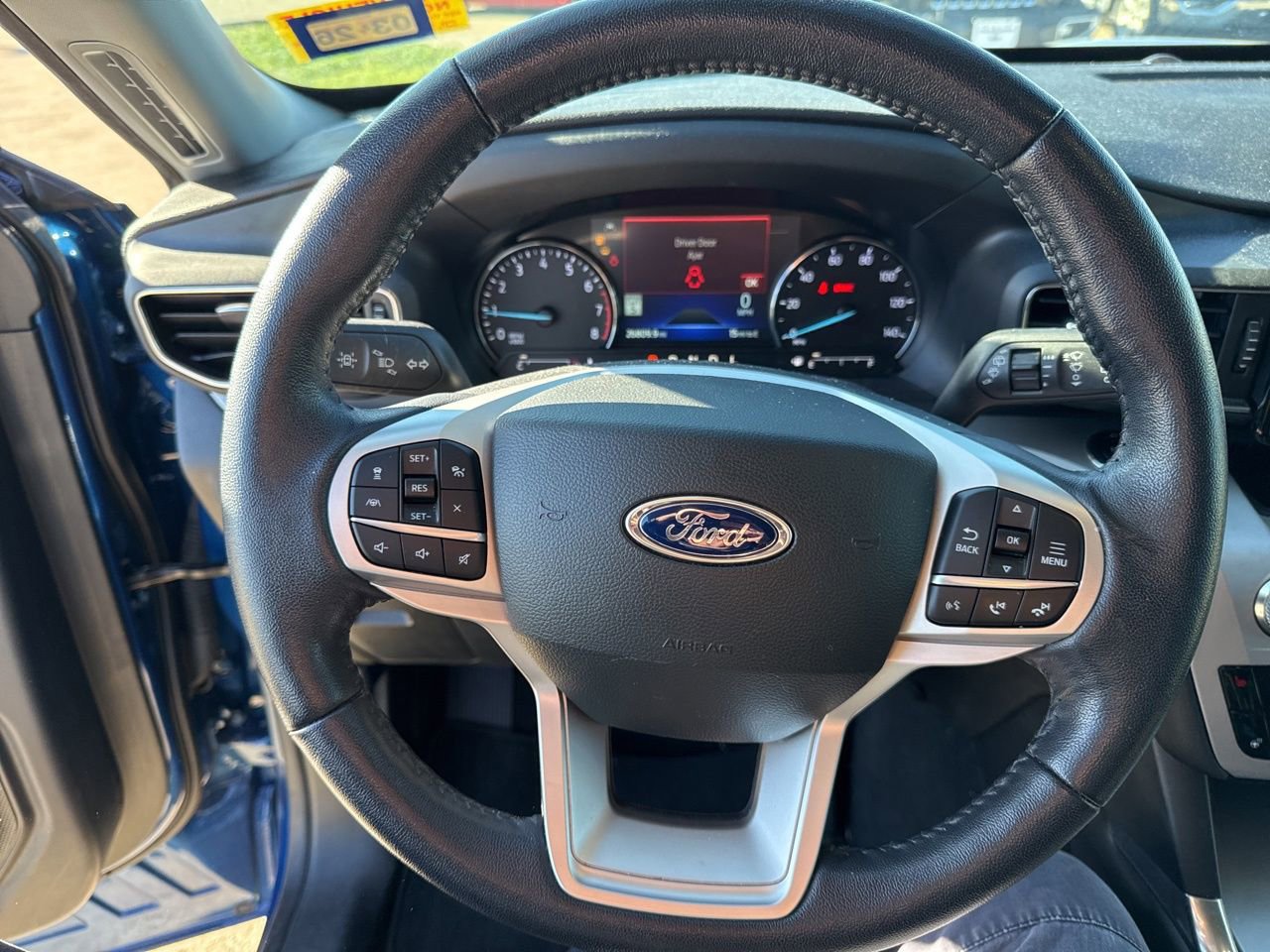 Used 2022 Ford Explorer XLT w/ Equipment Group 202A image 21