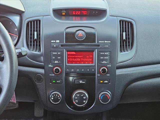 Used 2012 Kia Forte EX image 13