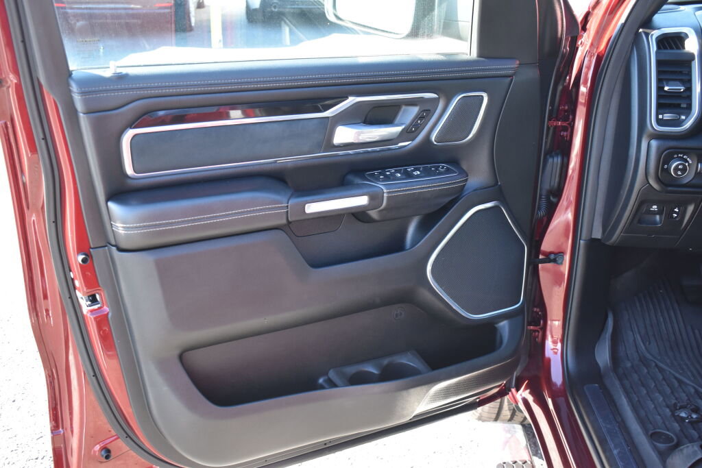 Used 2019 RAM 1500 Laramie image 14
