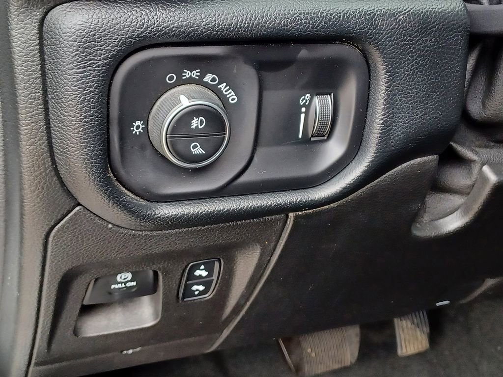 Used 2021 RAM 1500 Big Horn AWD/4WD image 13