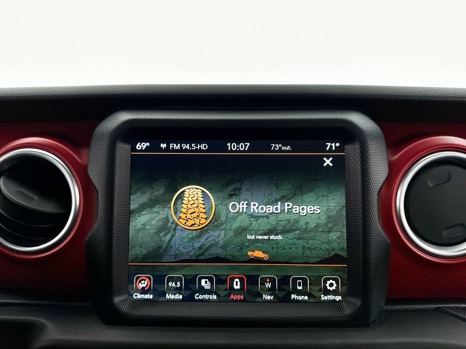 Used 2023 Jeep Gladiator Rubicon AWD/4WD image 9