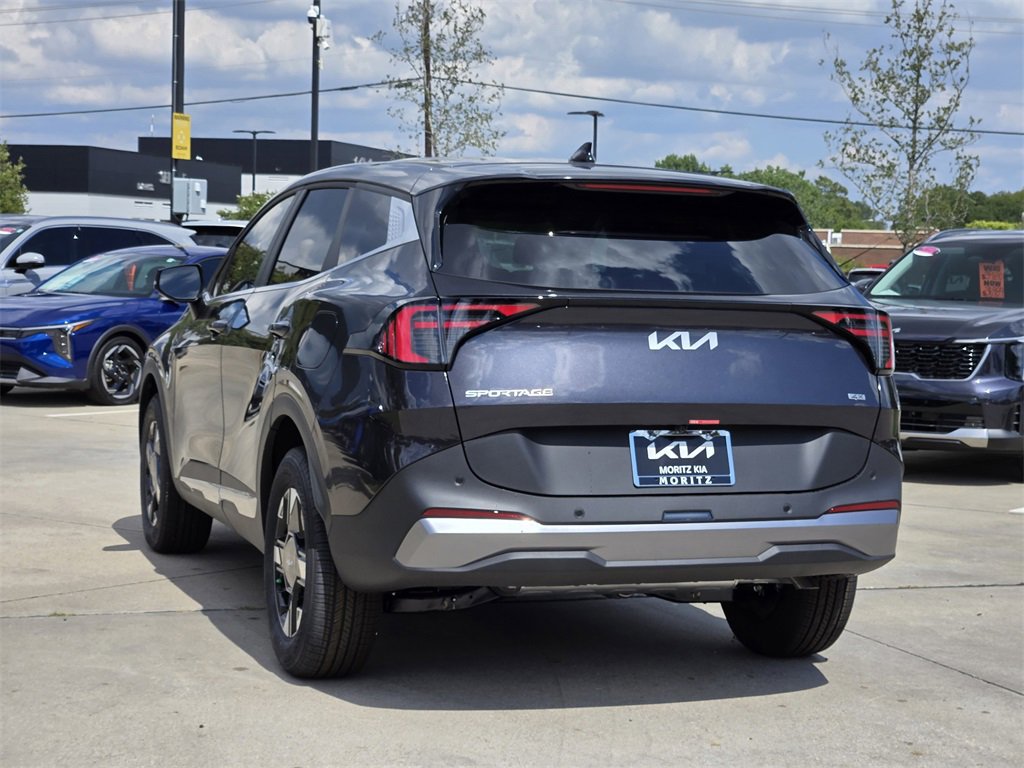 New 2026 Kia Sportage LX w/ LX Convenience Package image 3
