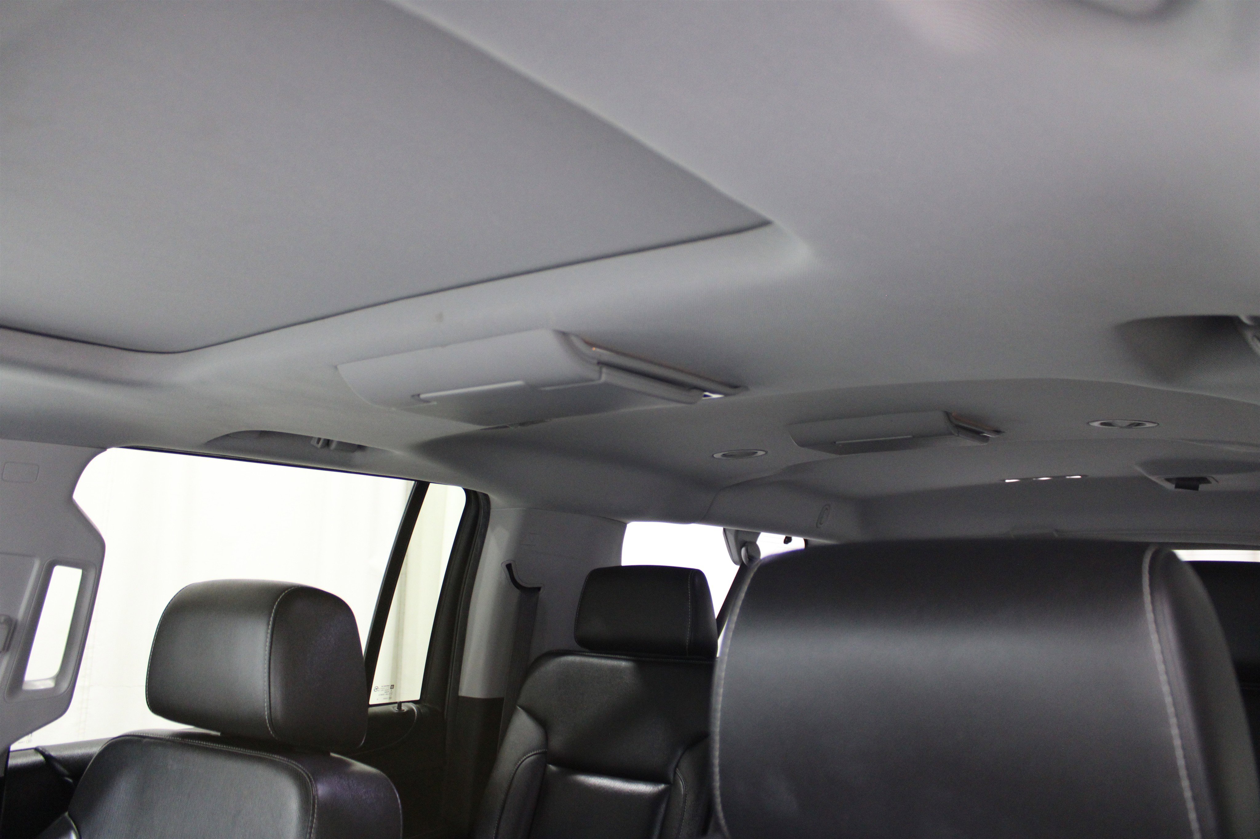 Used 2016 Chevrolet Suburban LTZ image 26