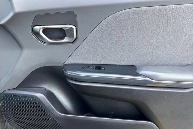 Certified 2025 Kia K4 EX FWD image 21