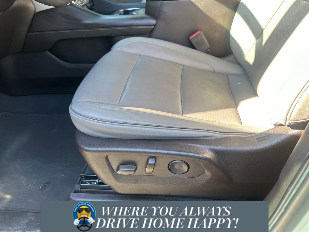 Used 2021 GMC Yukon SLT w/ SLT Premium Package image 8