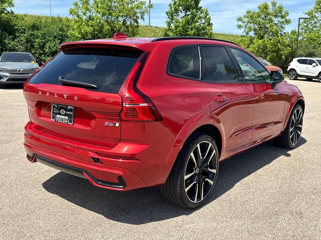 Certified 2023 Volvo XC60 B6 Ultimate w/ Climate Package AWD/4WD image 4