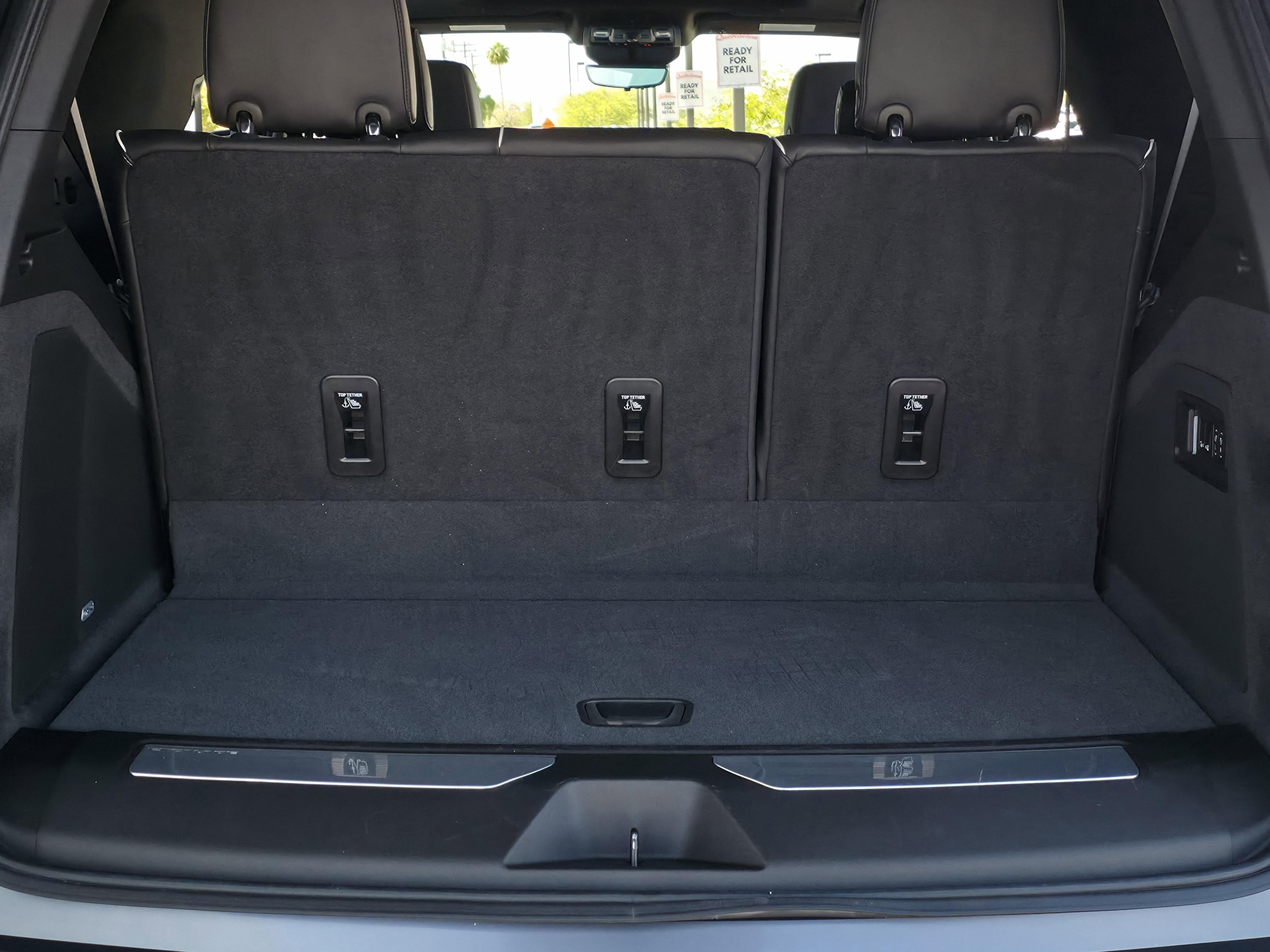 Used 2021 Cadillac Escalade Premium Luxury w/ Driver Assist Tech Package image 7