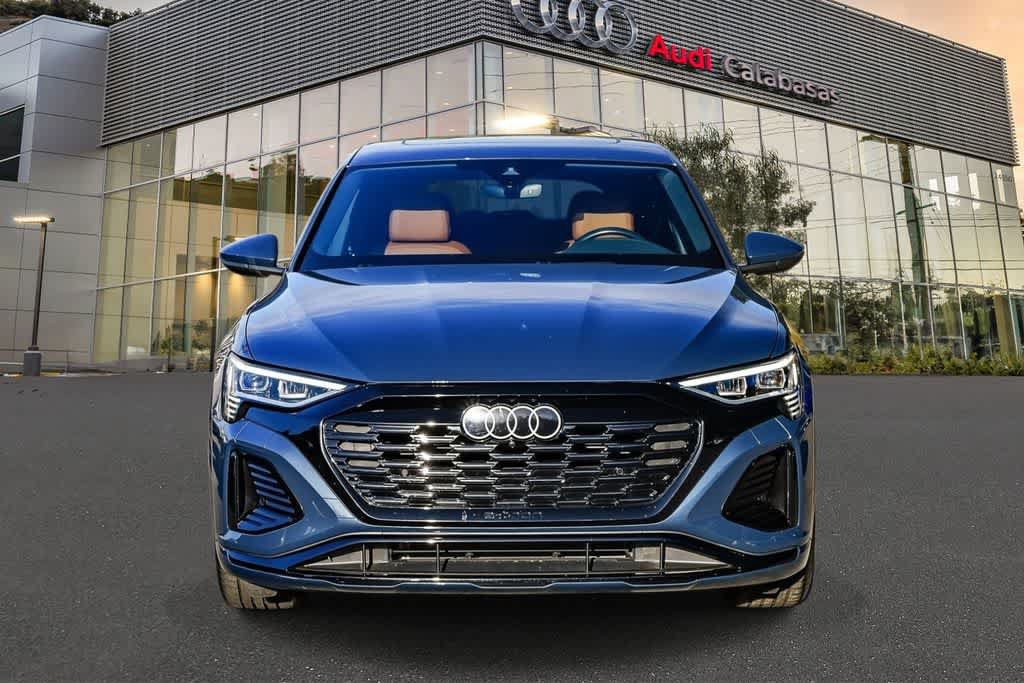 Used 2024 Audi Q8 e-tron Premium AWD/4WD image 6