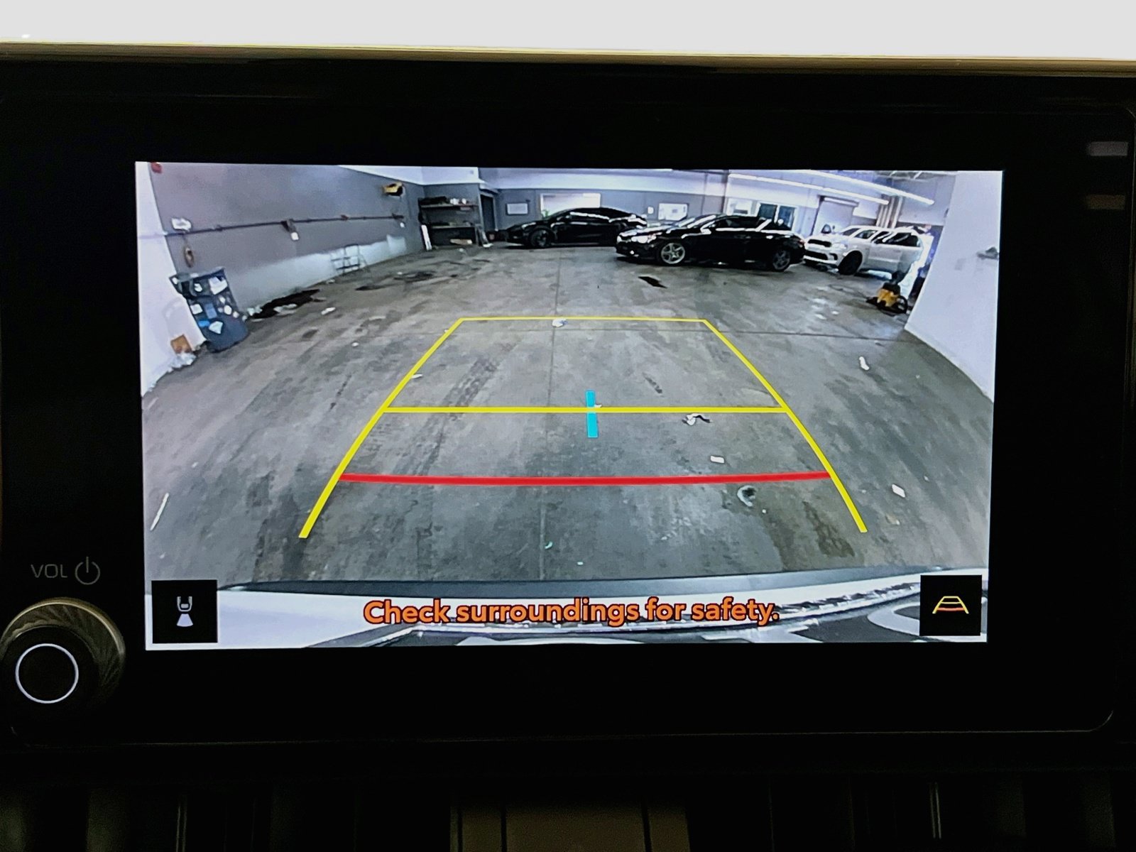 Used 2023 Toyota RAV4 AWD Hybrid image 9
