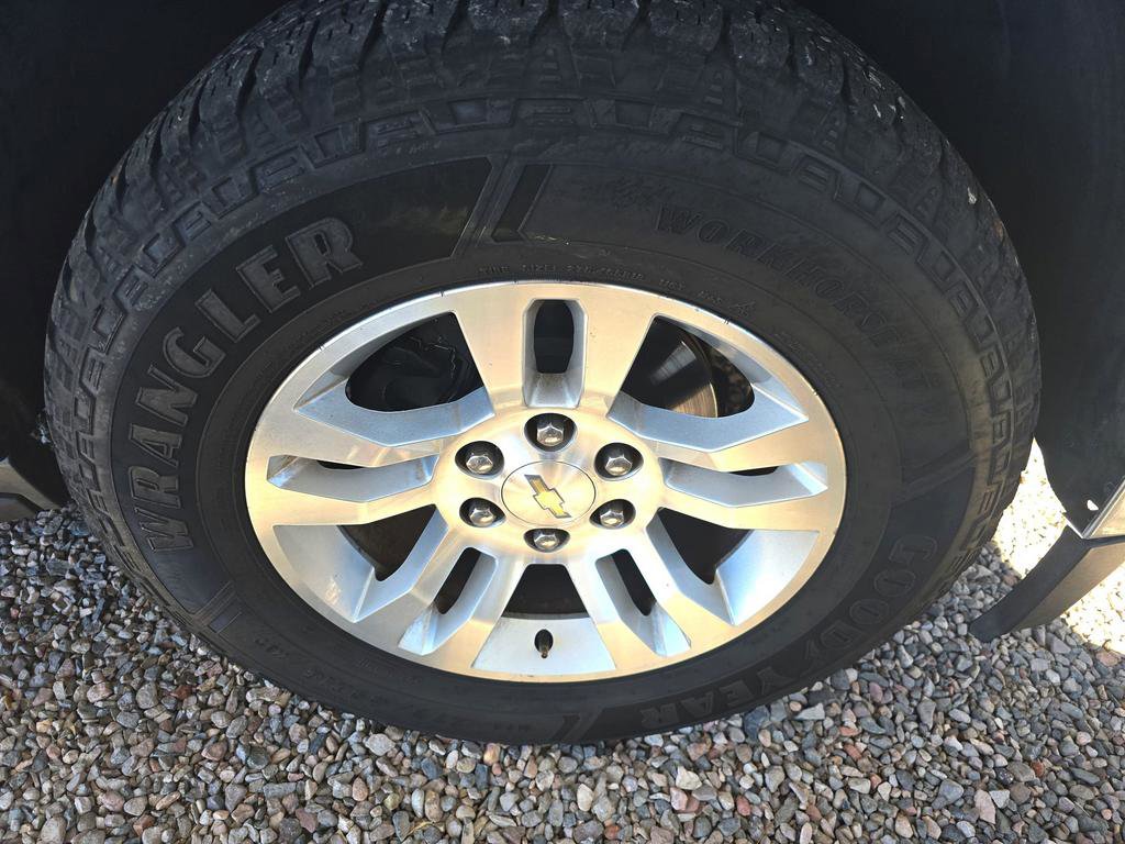 Used 2017 Chevrolet Tahoe LT AWD/4WD image 38