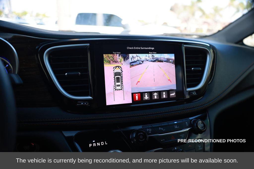 Used 2023 Chrysler Pacifica Pinnacle image 23