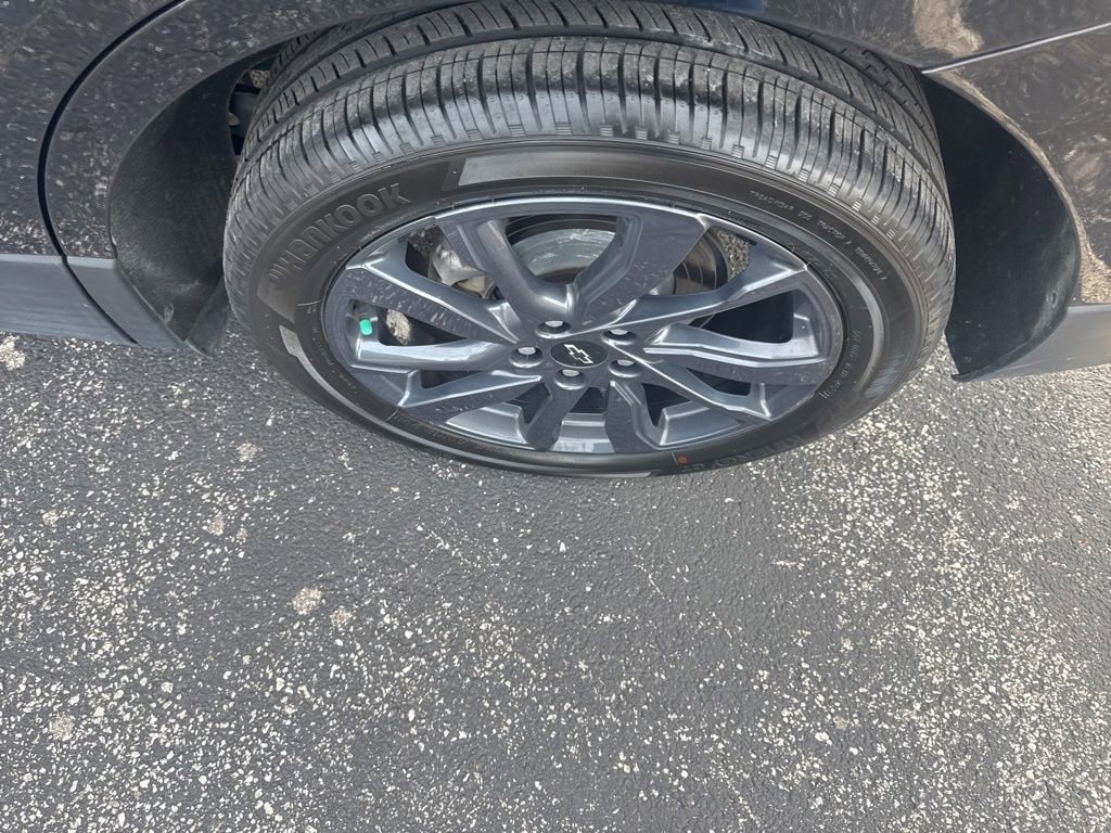 Used 2024 Chevrolet Equinox RS image 11