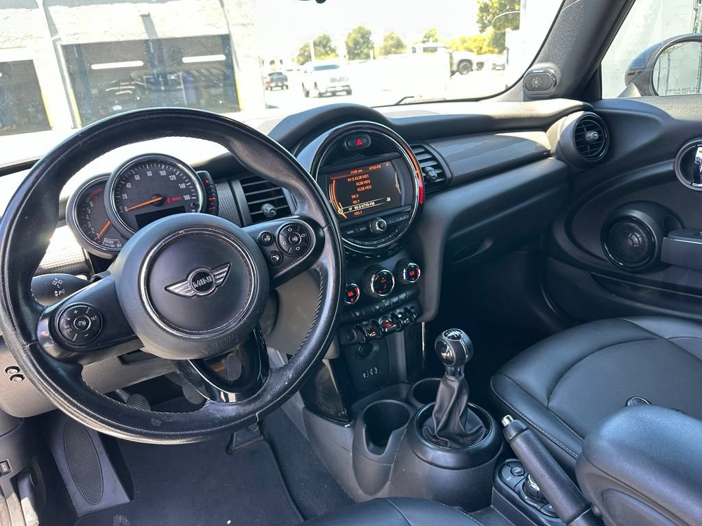 Used 2017 MINI Cooper 2-Door Hardtop FWD image 10