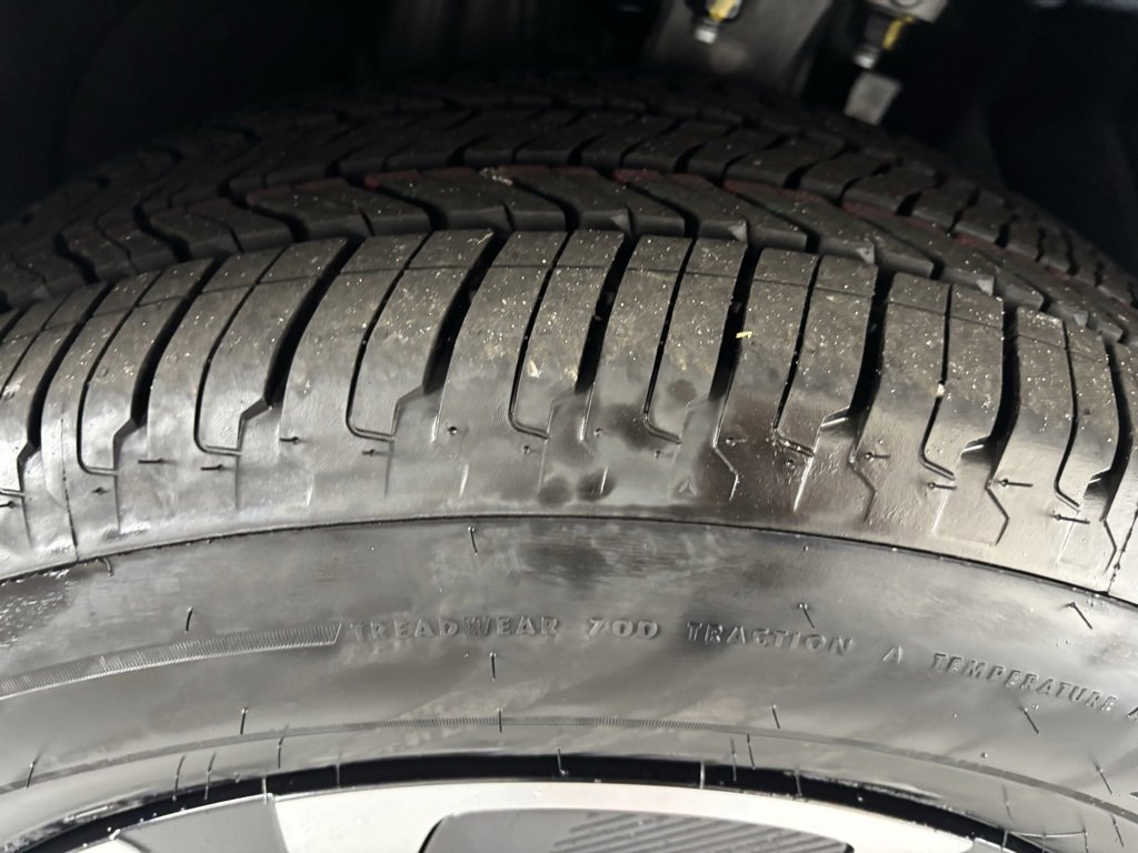 New 2025 Chevrolet Blazer EV LT image 7