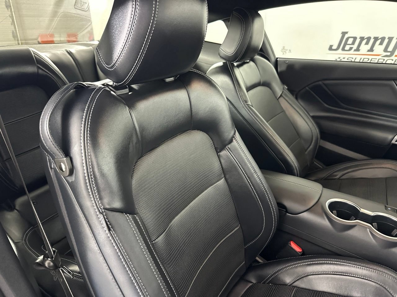 Used 2024 Ford Mustang GT Premium RWD image 29