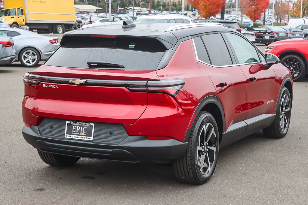 New 2026 Chevrolet Equinox EV LT image 4