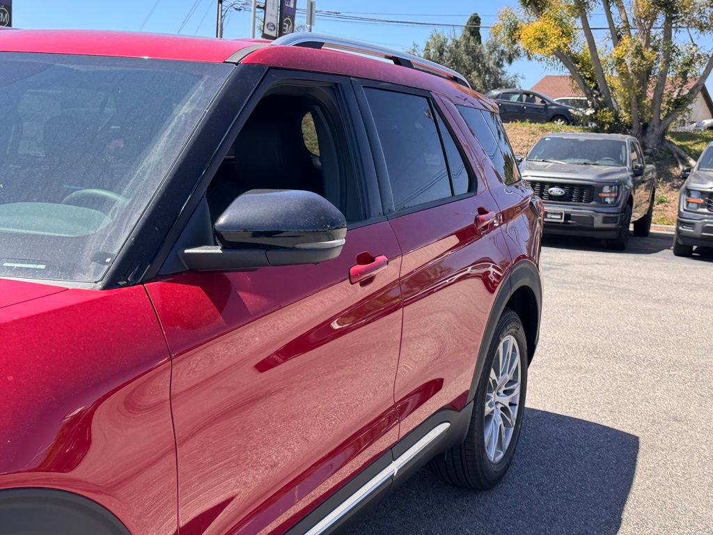 New 2026 Ford Explorer Platinum image 9