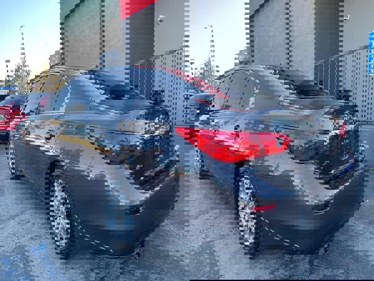 Used 2017 INFINITI Q50 Premium w/ 2.0T Premium Plus Package image 7