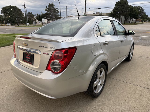 Used 2014 Chevrolet Sonic LTZ FWD image 5