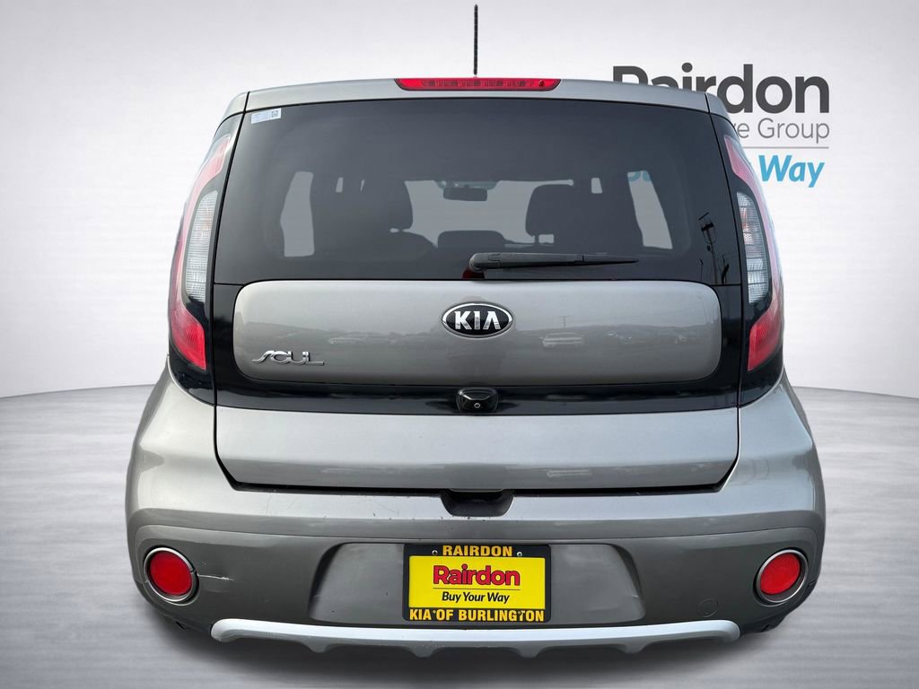 Used 2017 Kia Soul + image 4