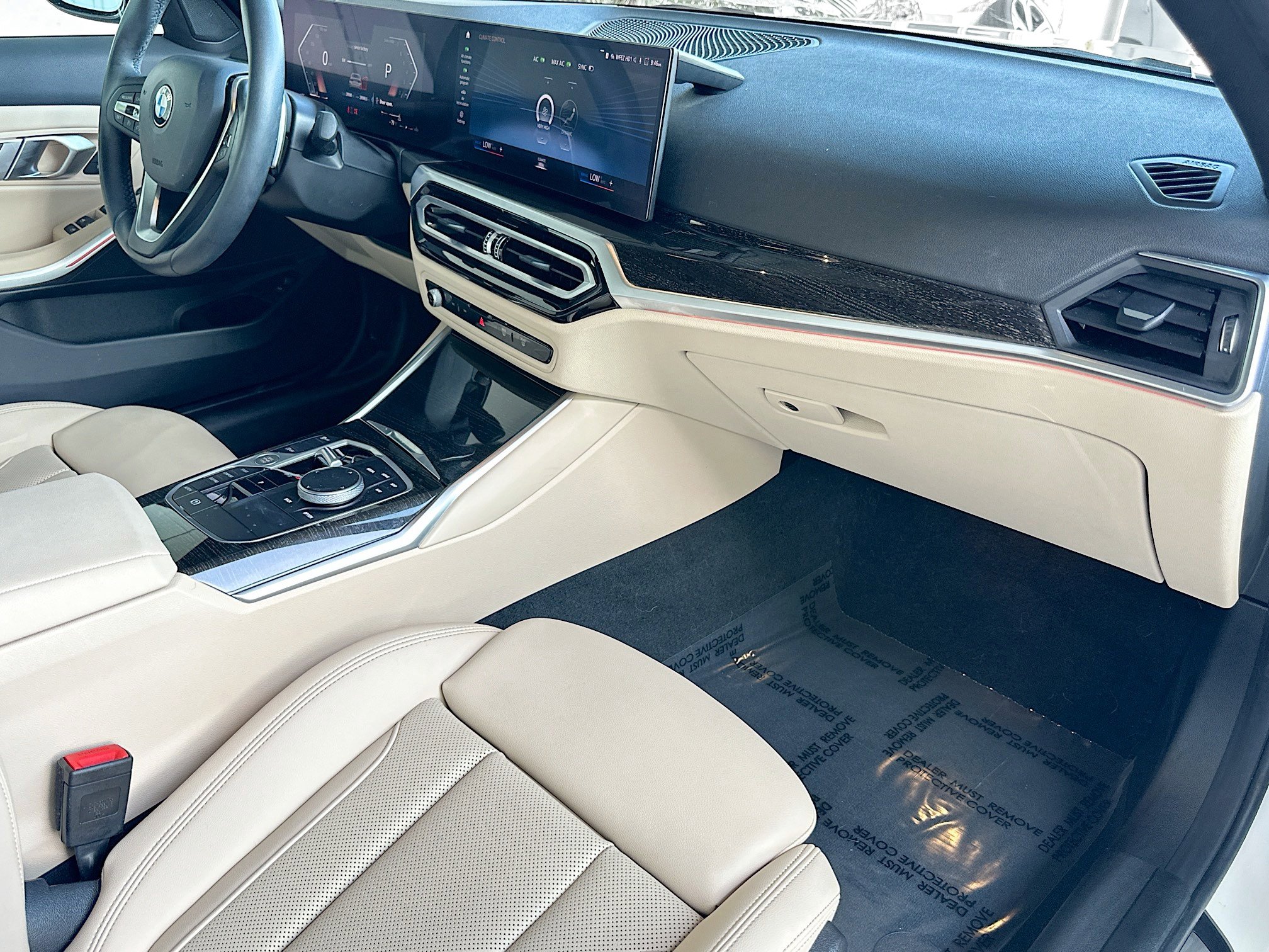 Certified 2023 BMW 330i Sedan image 29