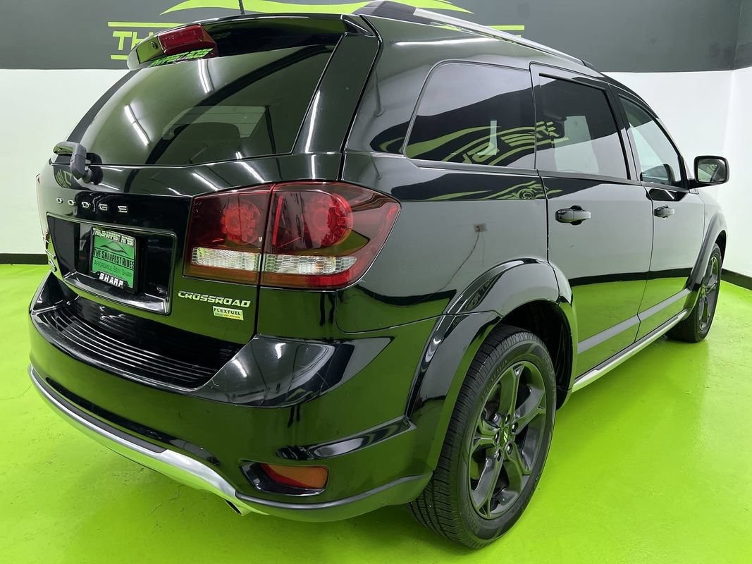 Used 2019 Dodge Journey Crossroad FWD image 9