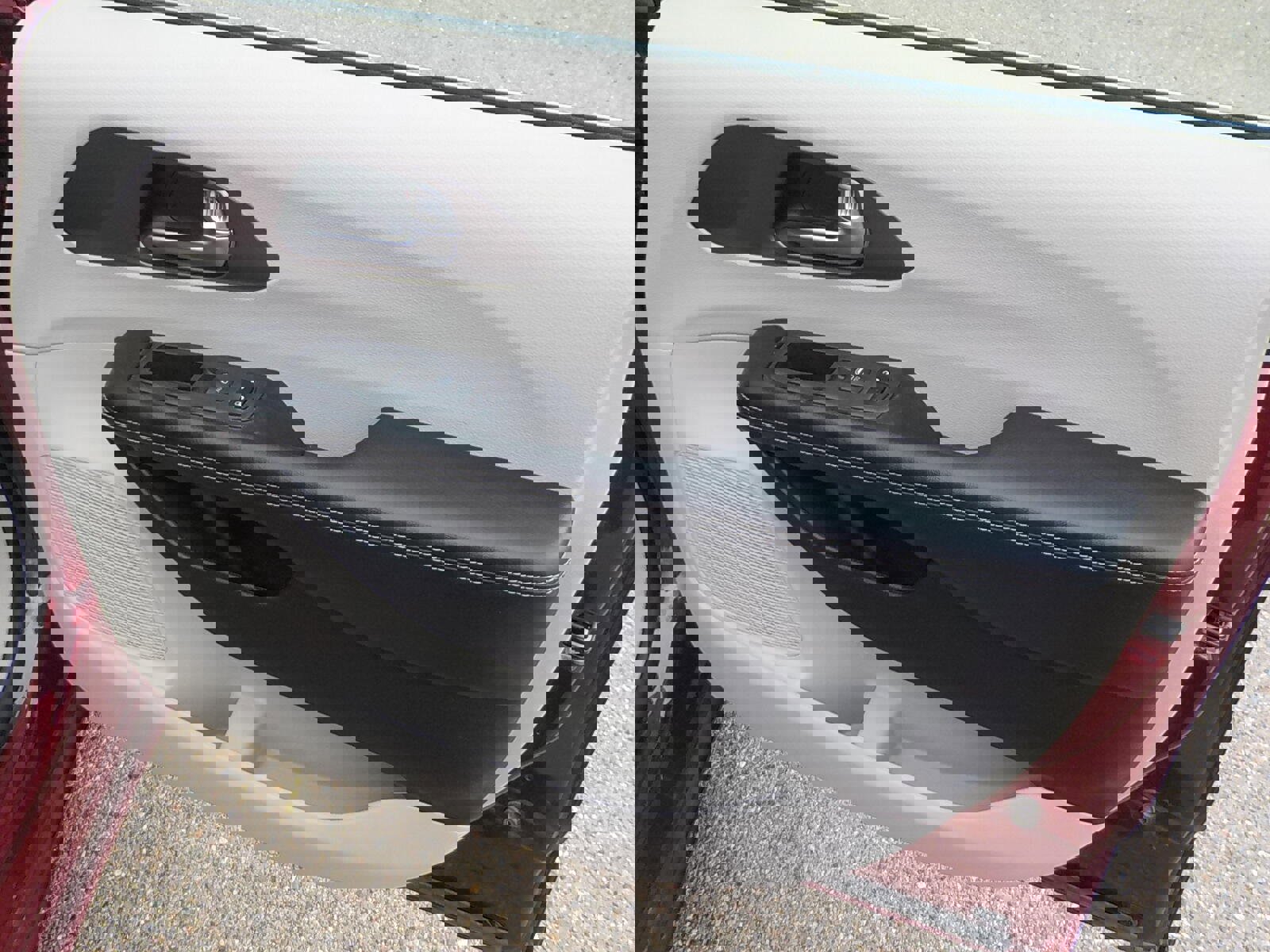 Used 2020 Chrysler Voyager LX image 17